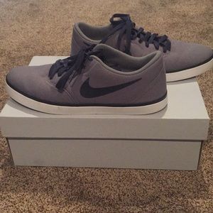 Nike SB size 9.5